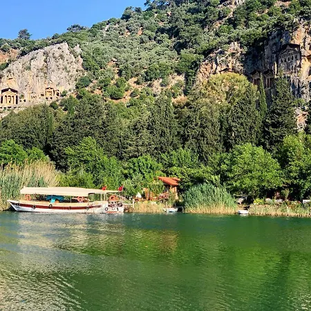 In Bb - Natural Conservation Area, Boutique Triple Πανσιόν *